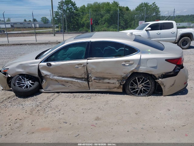 45153242 :رقم المزاد ، 58ABK1GG9GU001876 vin ، 2016 Lexus Es 350 مزاد بيع