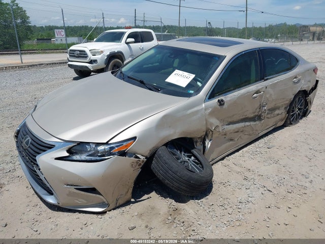 45153242 :رقم المزاد ، 58ABK1GG9GU001876 vin ، 2016 Lexus Es 350 مزاد بيع