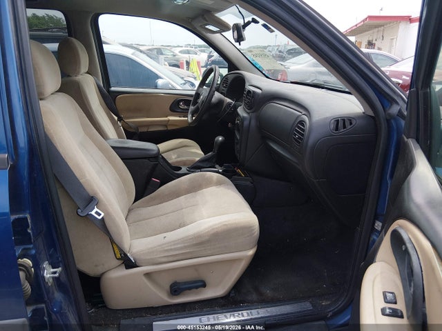 45153245 :رقم المزاد ، 1GNDS13S752233911 vin ، 2005 Chevrolet Trailblazer Ls مزاد بيع
