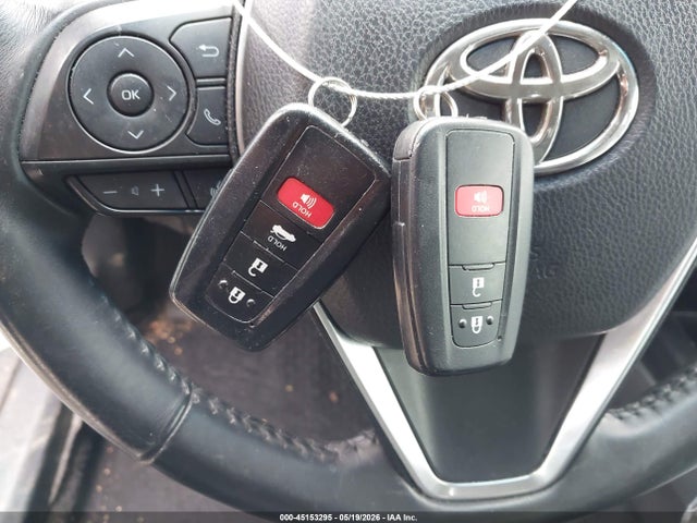 4T1B11HK8JU061328 Toyota CAMRY SE