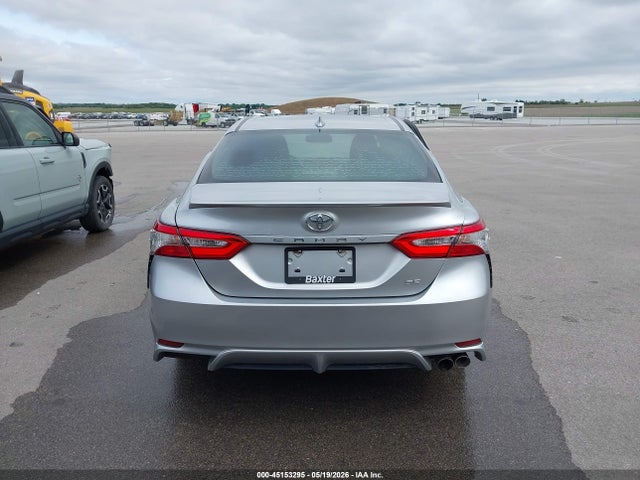4T1B11HK8JU061328 Toyota CAMRY SE
