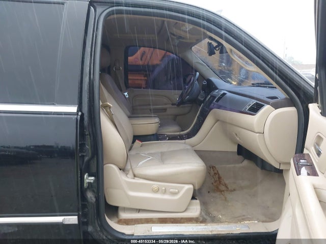 Продажа на аукционе авто 2011 Cadillac Escalade Esv Premium, vin: 1GYS3JEF9BR382167, номер лота: 45153334