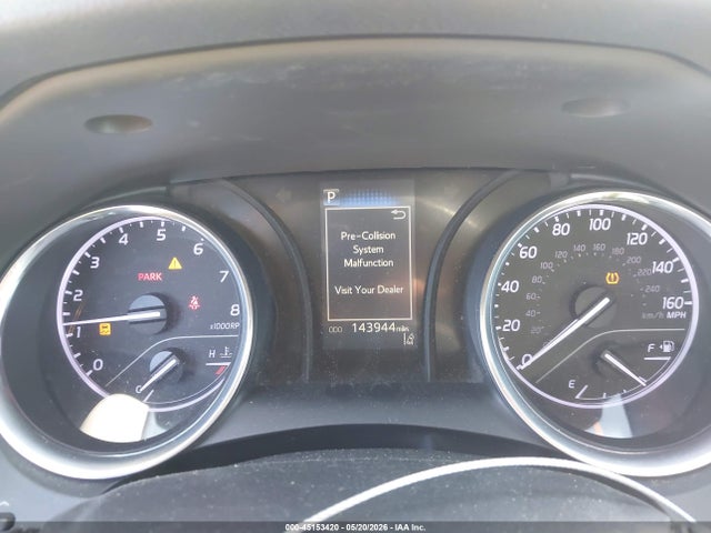 2018 Toyota Camry Le მანქანა იყიდება აუქციონზე, vin: 4T1B11HKXJU655113, აუქციონის ნომერი: 45153420