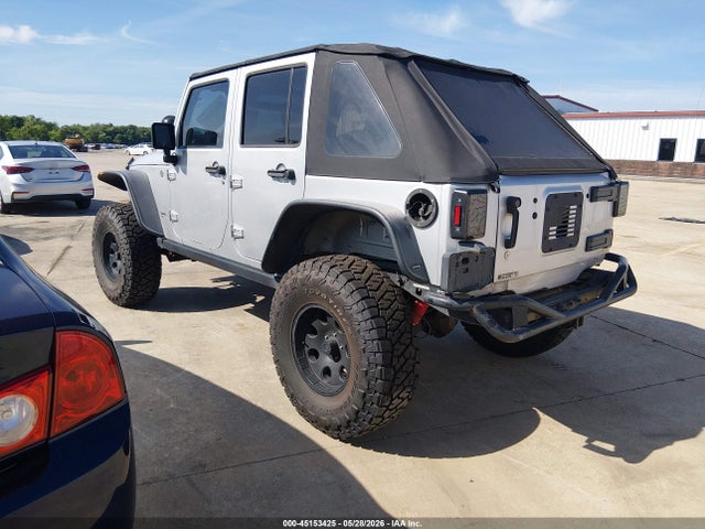 2008 Jeep Wrangler Unlimited Sahara მანქანა იყიდება აუქციონზე, vin: 1J4GA59108L642159, აუქციონის ნომერი: 45153425