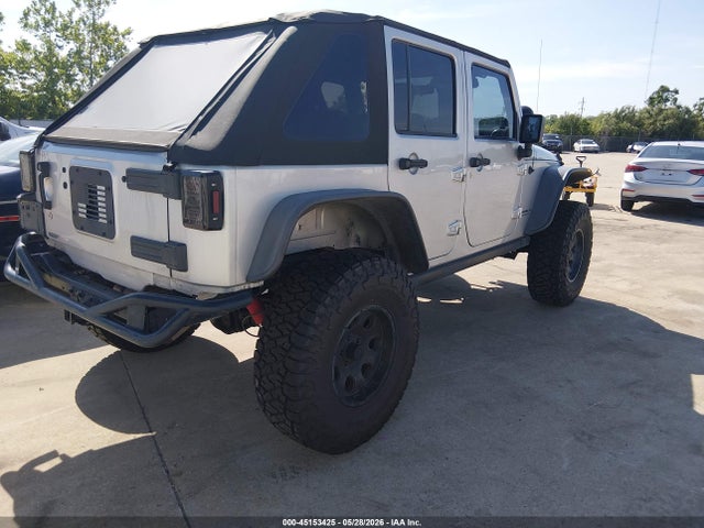 2008 Jeep Wrangler Unlimited Sahara მანქანა იყიდება აუქციონზე, vin: 1J4GA59108L642159, აუქციონის ნომერი: 45153425