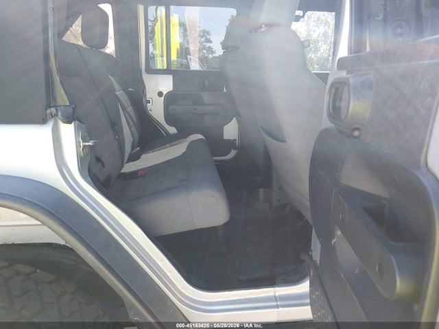 2008 Jeep Wrangler Unlimited Sahara მანქანა იყიდება აუქციონზე, vin: 1J4GA59108L642159, აუქციონის ნომერი: 45153425