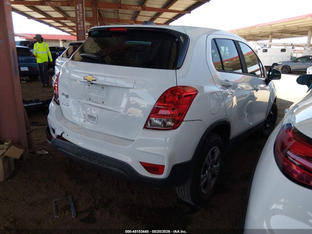 KL7CJKSB3JB544175 Chevrolet TRAX LS
