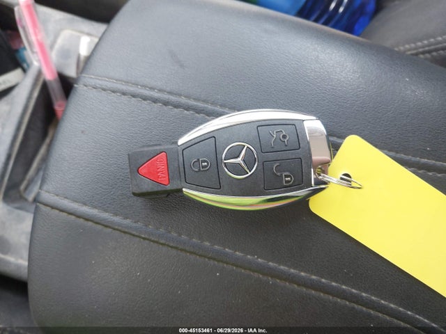 45153461 :رقم المزاد ، 55SWF4JB7GU105306 vin ، 2016 Mercedes-benz C 300 مزاد بيع