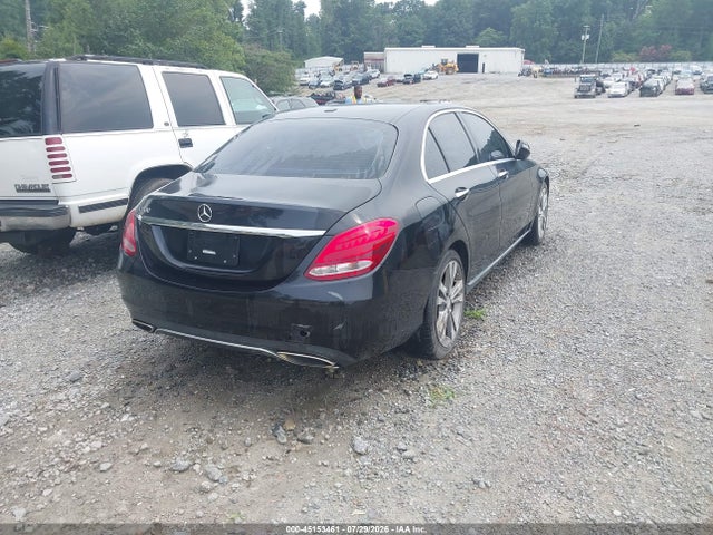 45153461 :رقم المزاد ، 55SWF4JB7GU105306 vin ، 2016 Mercedes-benz C 300 مزاد بيع
