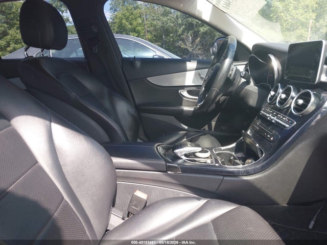 45153461 :رقم المزاد ، 55SWF4JB7GU105306 vin ، 2016 Mercedes-benz C 300 مزاد بيع