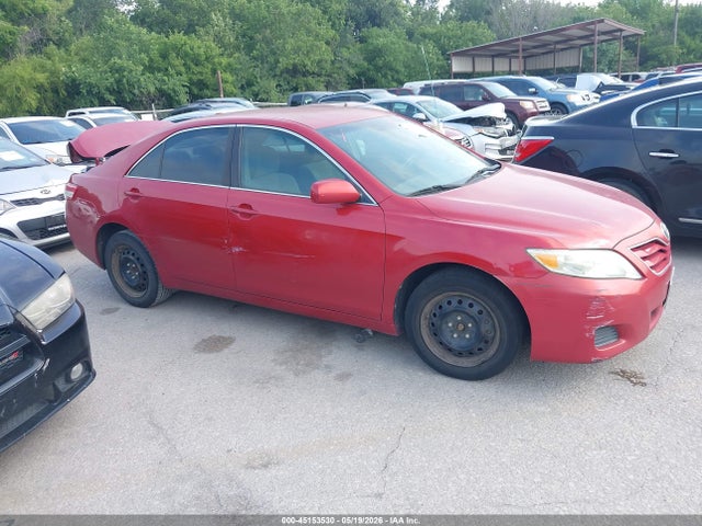 2010 Toyota Camry Le მანქანა იყიდება აუქციონზე, vin: 4T1BF3EK7AU040522, აუქციონის ნომერი: 45153530