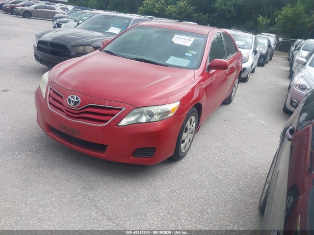 2010 Toyota Camry Le მანქანა იყიდება აუქციონზე, vin: 4T1BF3EK7AU040522, აუქციონის ნომერი: 45153530