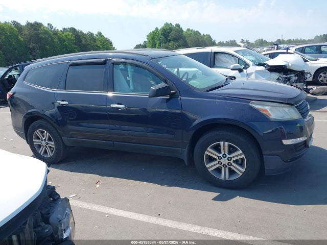 45153584 :رقم المزاد ، 1GNKRFKD8HJ303297 vin ، 2017 Chevrolet Traverse Ls مزاد بيع