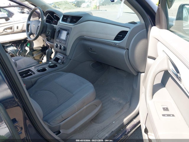 45153584 :رقم المزاد ، 1GNKRFKD8HJ303297 vin ، 2017 Chevrolet Traverse Ls مزاد بيع