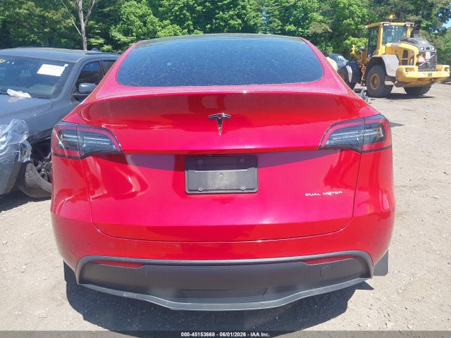 Tesla Model Y Long Range Dual Motor All-wheel Drive 2022 7SAYGDEEXNF463530 Image 15