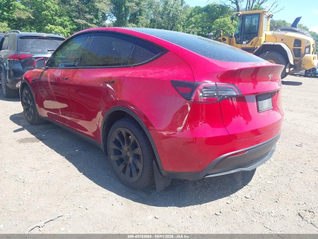 Tesla Model Y Long Range Dual Motor All-wheel Drive 2022 7SAYGDEEXNF463530 Image 3