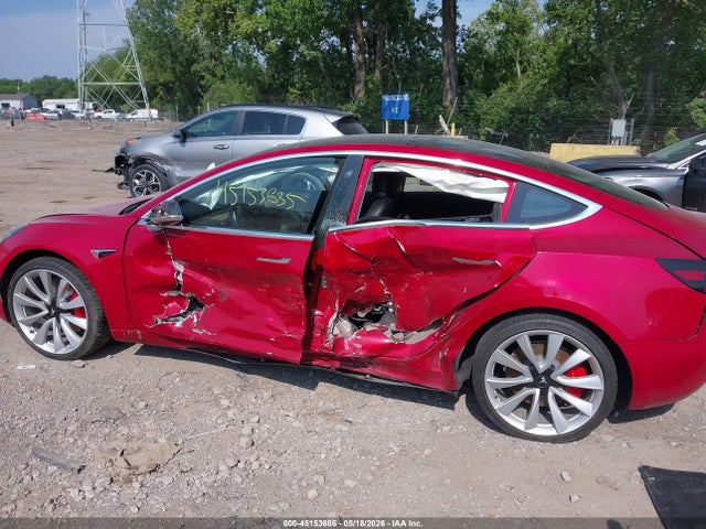 Tesla Model 3 Long Range/performance 2018 5YJ3E1EB3JF075406 Image 14