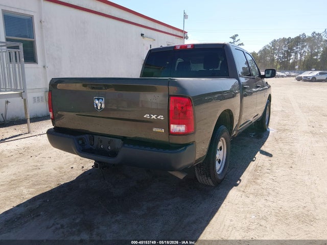 1C6RR7KG6JS323112 RAM 1500 Tradesman 4x4 5&#039;7 Box