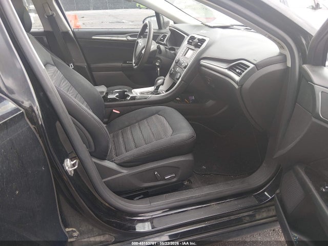 45153781 :رقم المزاد ، 3FA6P0H73GR217176 vin ، 2016 Ford Fusion Se مزاد بيع