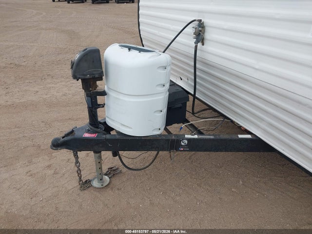 Springdale Summerland 2016 4YDT1701XG3150151 Image 10