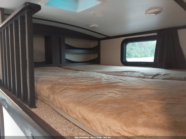 Продажа на аукционе авто 2018 Jayco North Point, vin: 1UJCJ0BV2J1LL0253, номер лота: 45153806