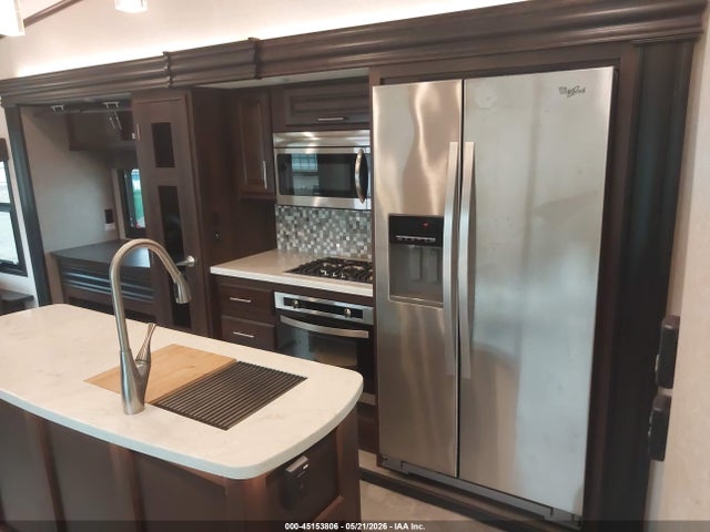 Продажа на аукционе авто 2018 Jayco North Point, vin: 1UJCJ0BV2J1LL0253, номер лота: 45153806