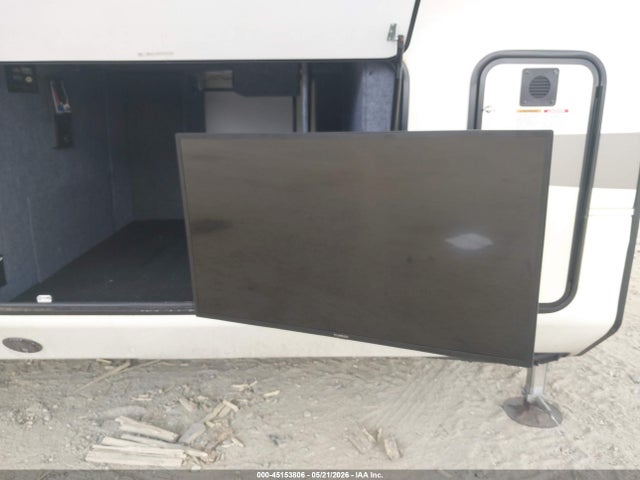 Продажа на аукционе авто 2018 Jayco North Point, vin: 1UJCJ0BV2J1LL0253, номер лота: 45153806