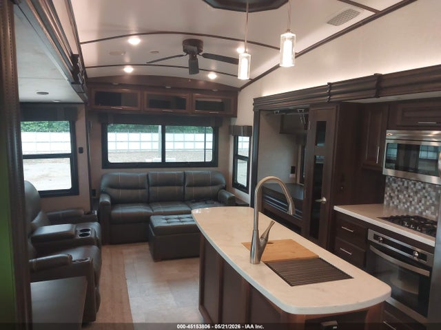 Продажа на аукционе авто 2018 Jayco North Point, vin: 1UJCJ0BV2J1LL0253, номер лота: 45153806
