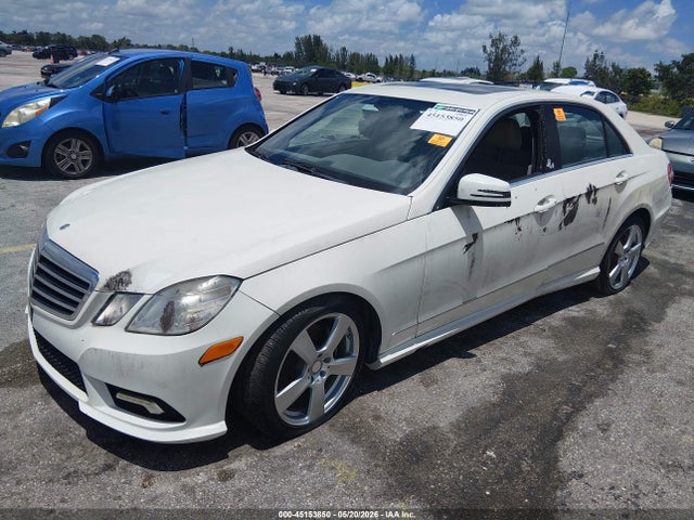 45153850 :رقم المزاد ، WDDHF5GB1BA414056 vin ، 2011 Mercedes-benz E 350 مزاد بيع