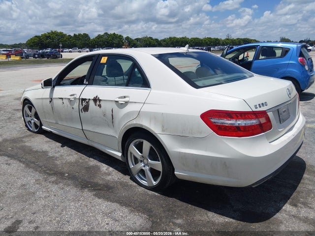 45153850 :رقم المزاد ، WDDHF5GB1BA414056 vin ، 2011 Mercedes-benz E 350 مزاد بيع