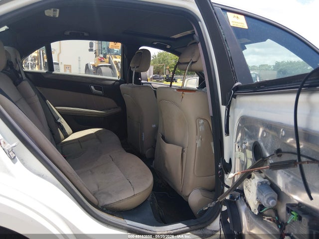 45153850 :رقم المزاد ، WDDHF5GB1BA414056 vin ، 2011 Mercedes-benz E 350 مزاد بيع