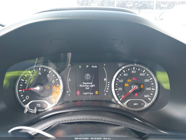 Продажа на аукционе авто 2017 Jeep Renegade Latitude Fwd, vin: ZACCJABBXHPF03295, номер лота: 45153865