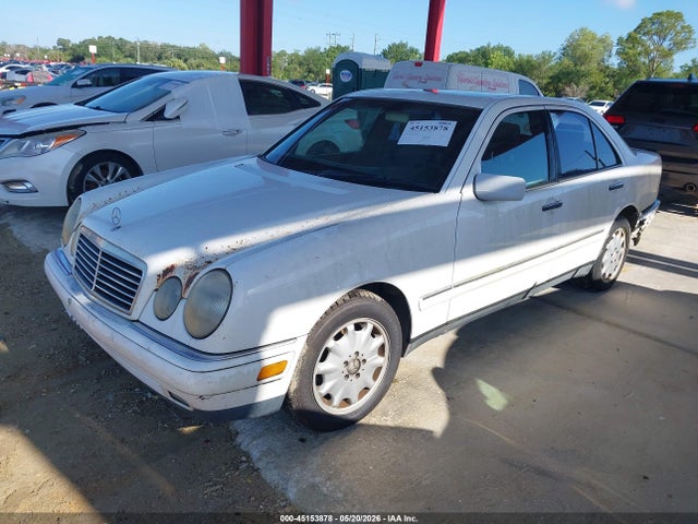 Продажа на аукционе авто 1998 Mercedes-benz E 320, vin: WDBJF65F5WA629838, номер лота: 45153878