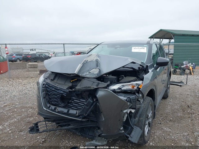 45153890 :رقم المزاد ، 5N1BT3AB2PC938748 vin ، 2023 Nissan Rogue S Intelligent Awd مزاد بيع