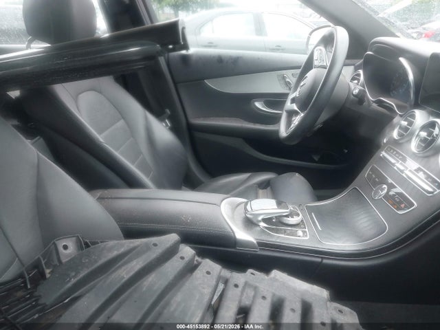 55SWF8EB1KU282928 Mercedes-Benz C 300 4matic