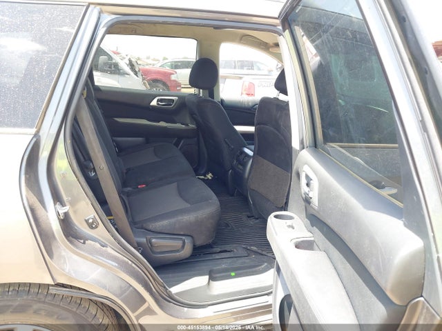 45153894 :رقم المزاد ، 5N1DR2MM5HC641814 vin ، 2017 Nissan Pathfinder S مزاد بيع