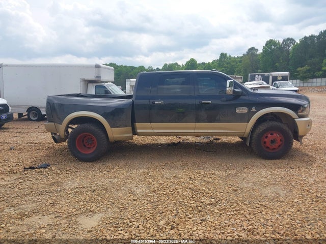 45153964 :رقم المزاد ، 3D73Y4HL4BG582023 vin ، 2011 Ram Ram 3500 Laramie Longhorn مزاد بيع