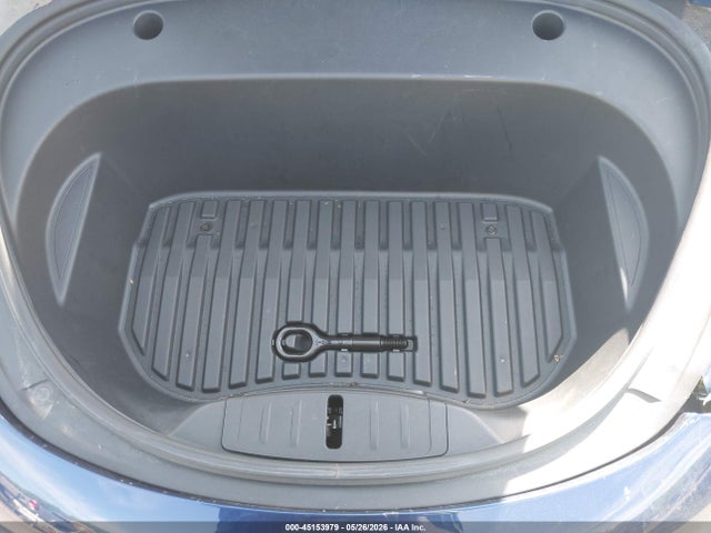 45153979 :رقم المزاد ، 5YJ3E1EB4MF087794 vin ، 2021 Tesla Model 3 Long Range مزاد بيع