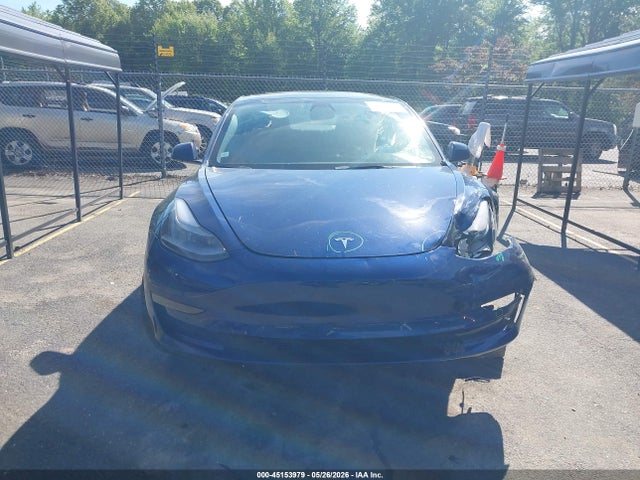 45153979 :رقم المزاد ، 5YJ3E1EB4MF087794 vin ، 2021 Tesla Model 3 Long Range مزاد بيع