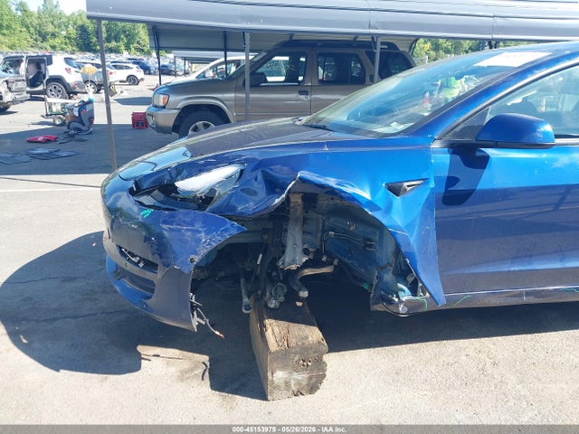 45153979 :رقم المزاد ، 5YJ3E1EB4MF087794 vin ، 2021 Tesla Model 3 Long Range مزاد بيع