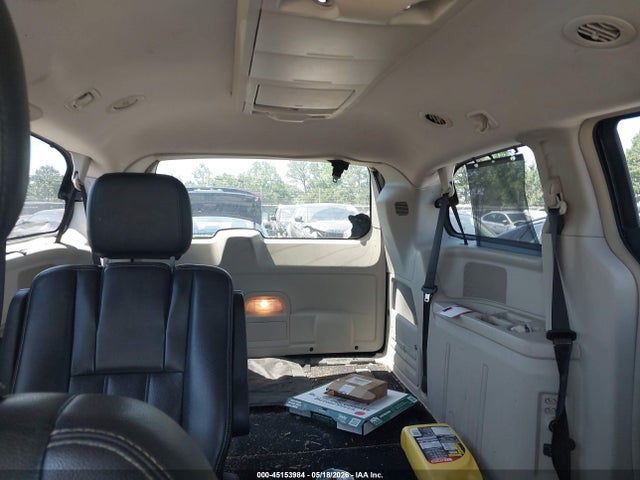 Продажа на аукционе авто 2011 Chrysler Town & Country Touring-l, vin: 2A4RR8DG9BR624823, номер лота: 45153984