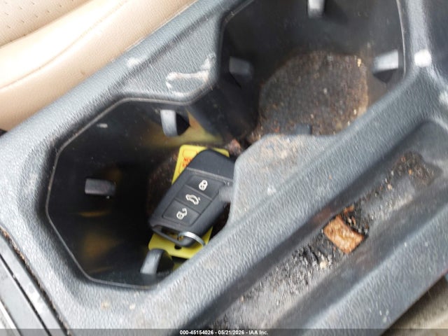 45154026 :رقم المزاد ، 3VWE57BU4KM106965 vin ، 2019 Volkswagen Jetta 1.4t Sel مزاد بيع