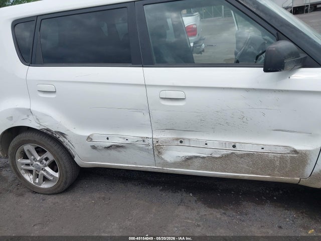 Auction sale of the 2010 Kia Soul +, vin: KNDJT2A23A7158235, lot number: 45154049