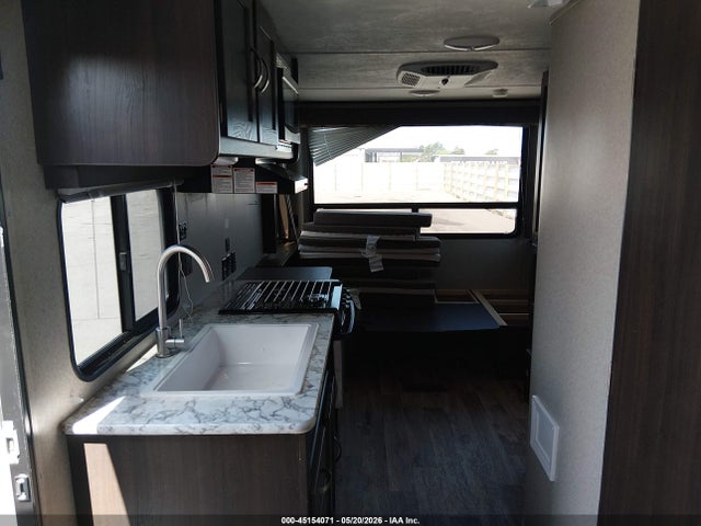 2018 Keystone Rv Springdale მანქანა იყიდება აუქციონზე, vin: 4YDT20225J3154478, აუქციონის ნომერი: 45154071