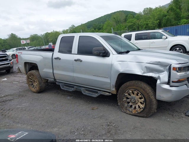 2018 Chevrolet Silverado 1500 Custom მანქანა იყიდება აუქციონზე, vin: 1GCVKPEC9JZ305229, აუქციონის ნომერი: 45154073