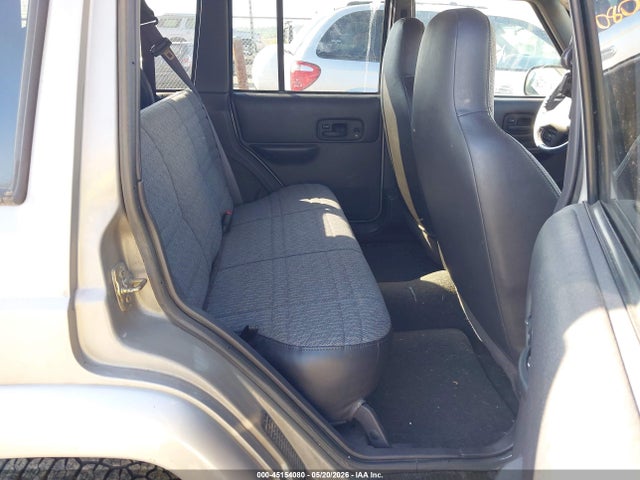 2001 Jeep Cherokee Sport მანქანა იყიდება აუქციონზე, vin: 1J4FF48SX1L572189, აუქციონის ნომერი: 45154080