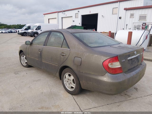 45154081 :رقم المزاد ، 4T1BE32K43U739228 vin ، 2003 Toyota Camry Le مزاد بيع