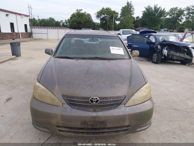 45154081 :رقم المزاد ، 4T1BE32K43U739228 vin ، 2003 Toyota Camry Le مزاد بيع