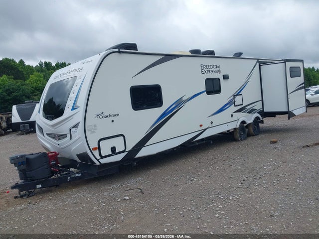 Coachmen Freedom Express 2020 5ZT2FEYB7LW011426 Image 2