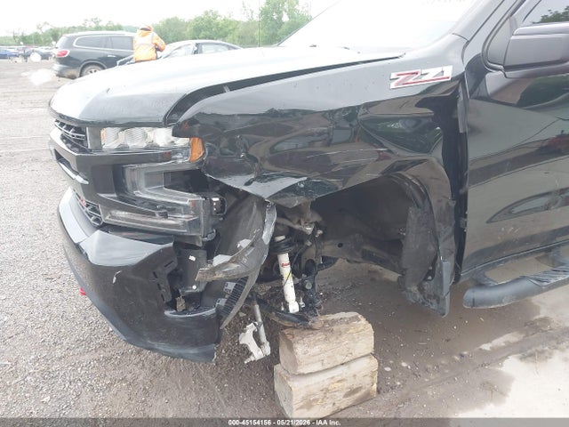 Продажа на аукционе авто 2021 Chevrolet Silverado 1500 4wd  Short Bed Lt Trail Boss, vin: 3GCPYFELXMG375800, номер лота: 45154156